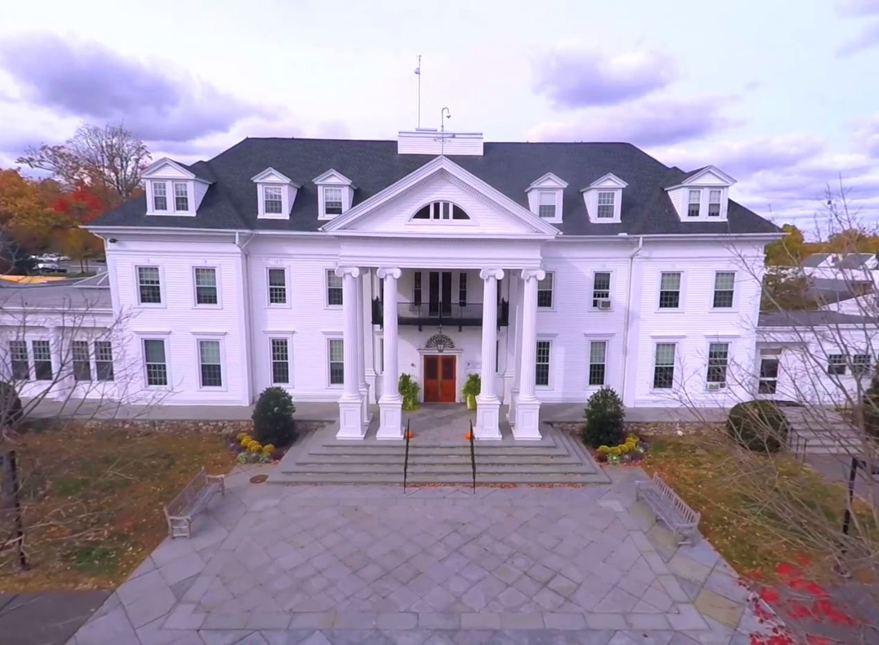 New Canaan Country School: Fortune Favors the Bold